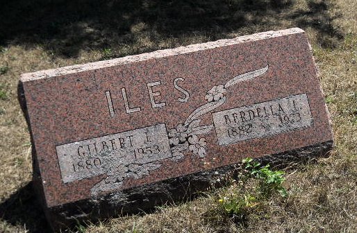 CHATFIELD Berdella L 1882-1973 grave.jpg